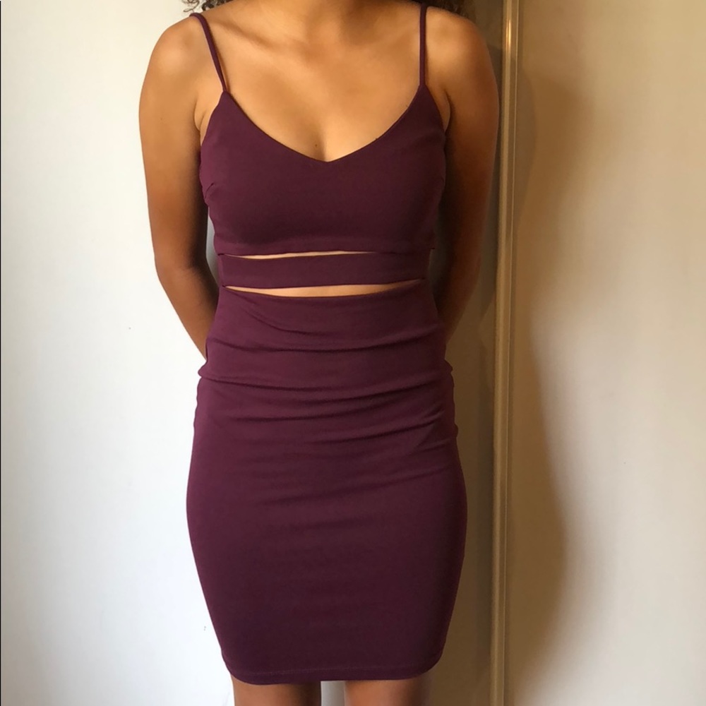 Burgundy dress from Windsor